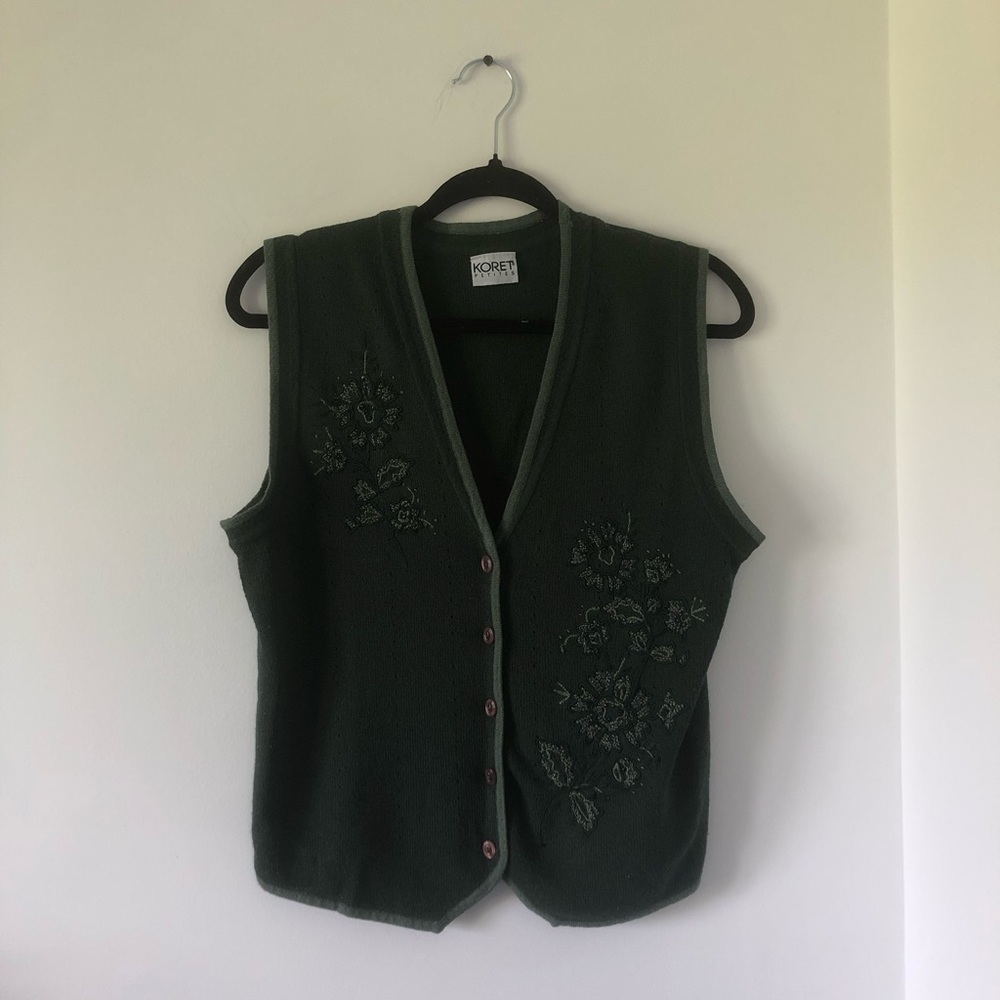 Vintage Koret Petites Dark Green Embroidered Button-Up Sweater Vest | Ptp 20”